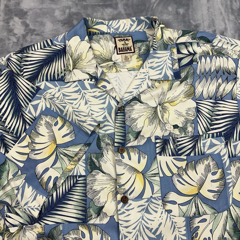 Tommy Bahama Shirt Mens Size L Blue Floral Hawaiian Loop Collar Button Up Camp